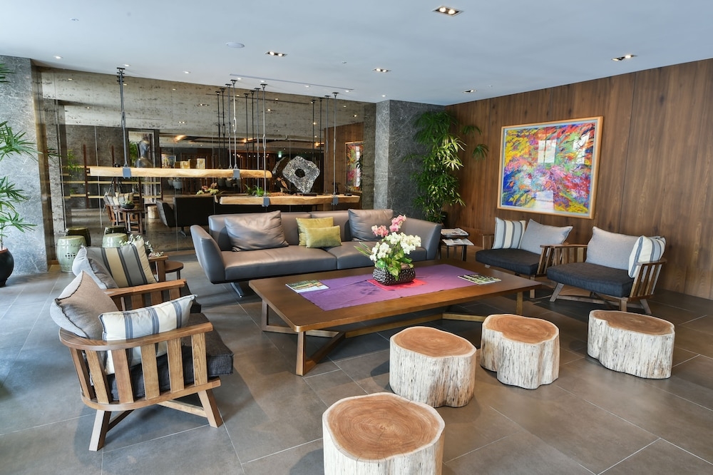 ロビー応接スペース