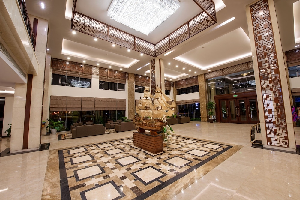 ロビー応接スペース