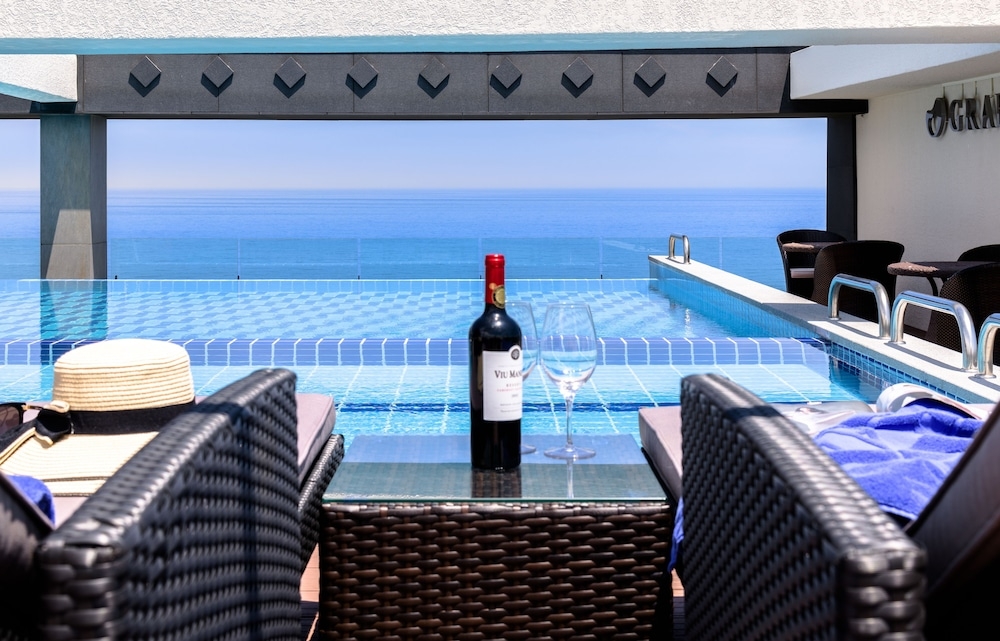 インフィニティ プール