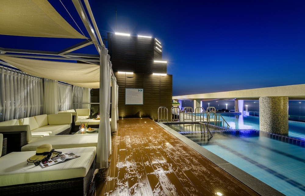 インフィニティ プール