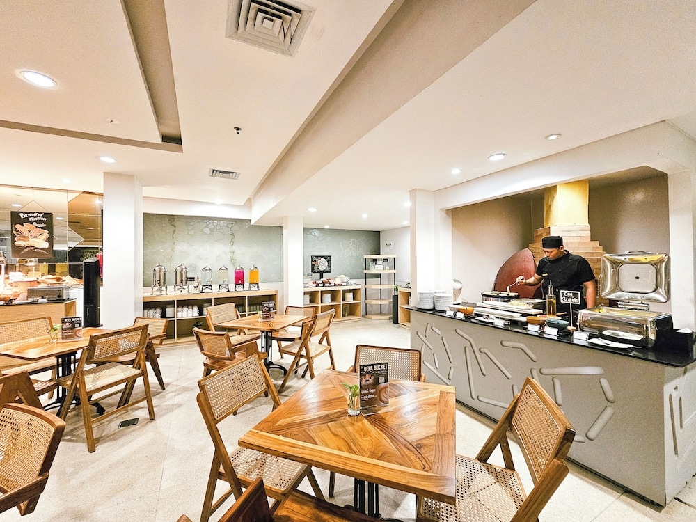 朝食ビュッフェ