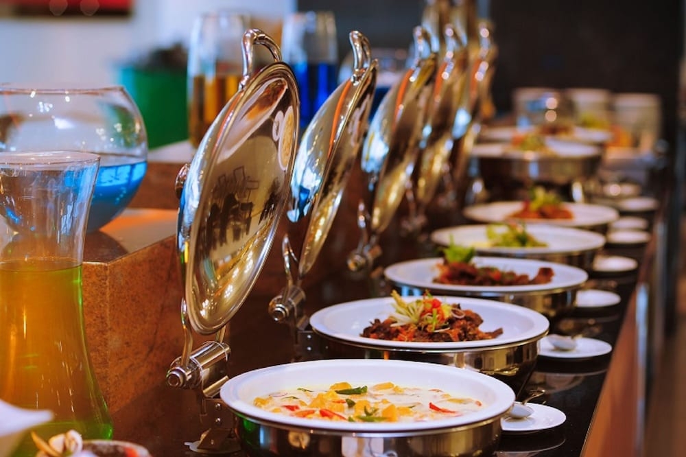 朝食ビュッフェ