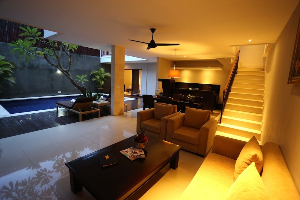 リビング エリア