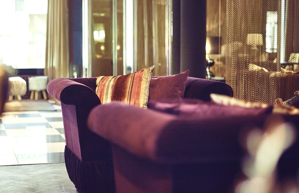 ロビー応接スペース