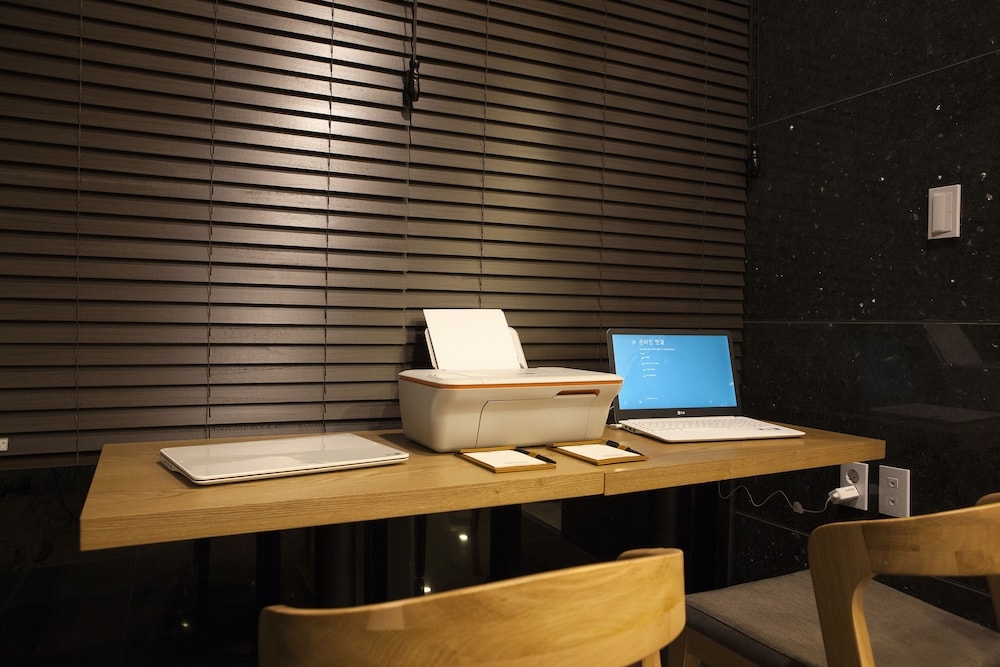 ビジネスセンター