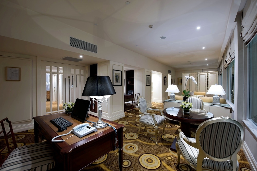 エグゼクティブ ラウンジ