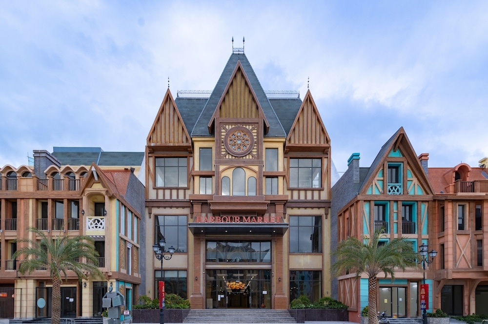 ショッピングモール