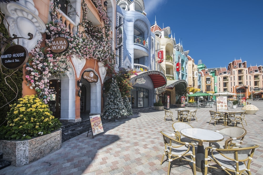 ショッピングモール