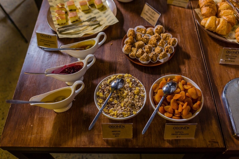 朝食ビュッフェ