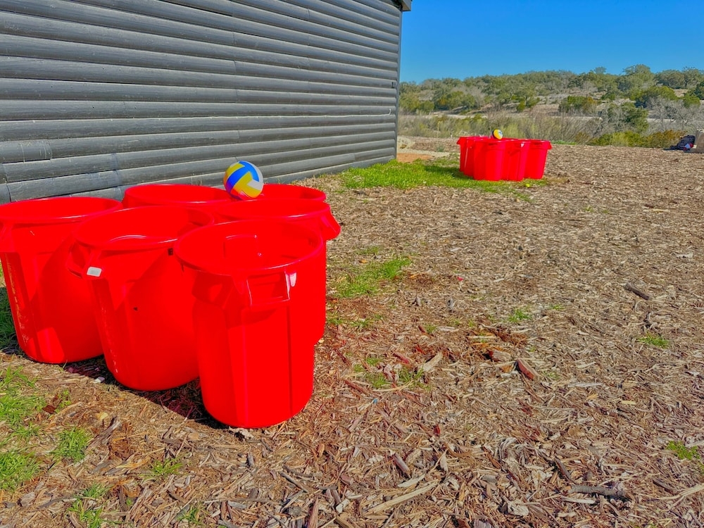 子供用の遊び場 - 屋外