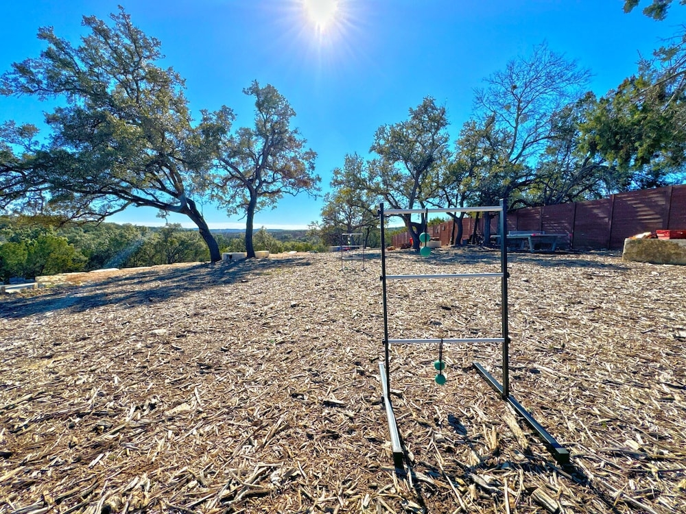 子供用の遊び場 - 屋外