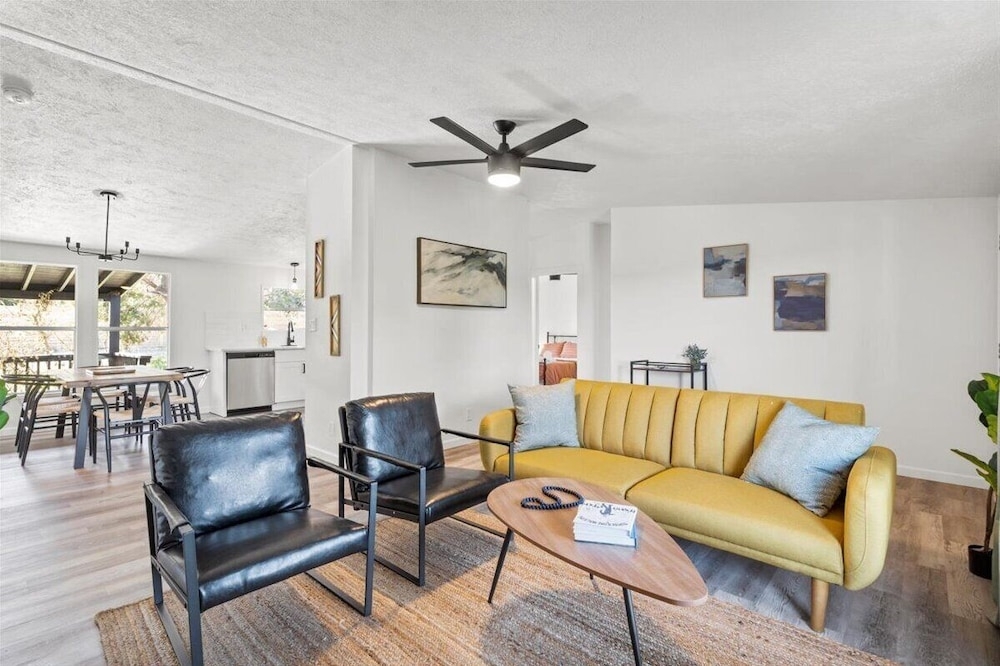 リビング エリア