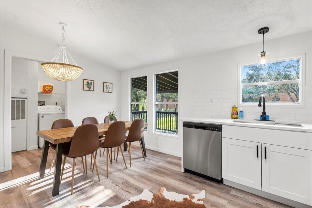 ダイニングルーム