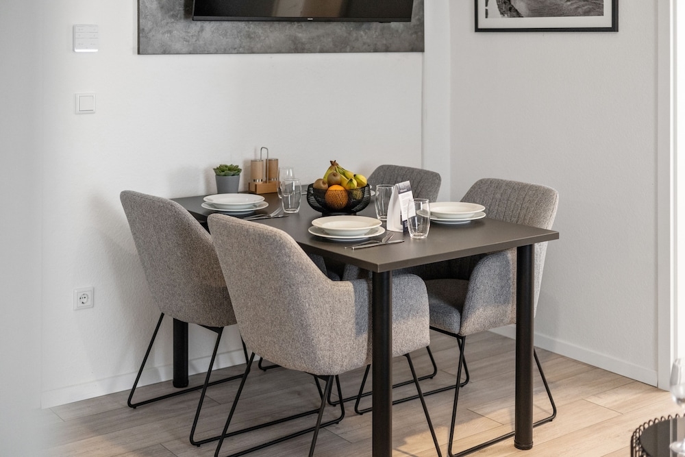 客室内のダイニングエリア