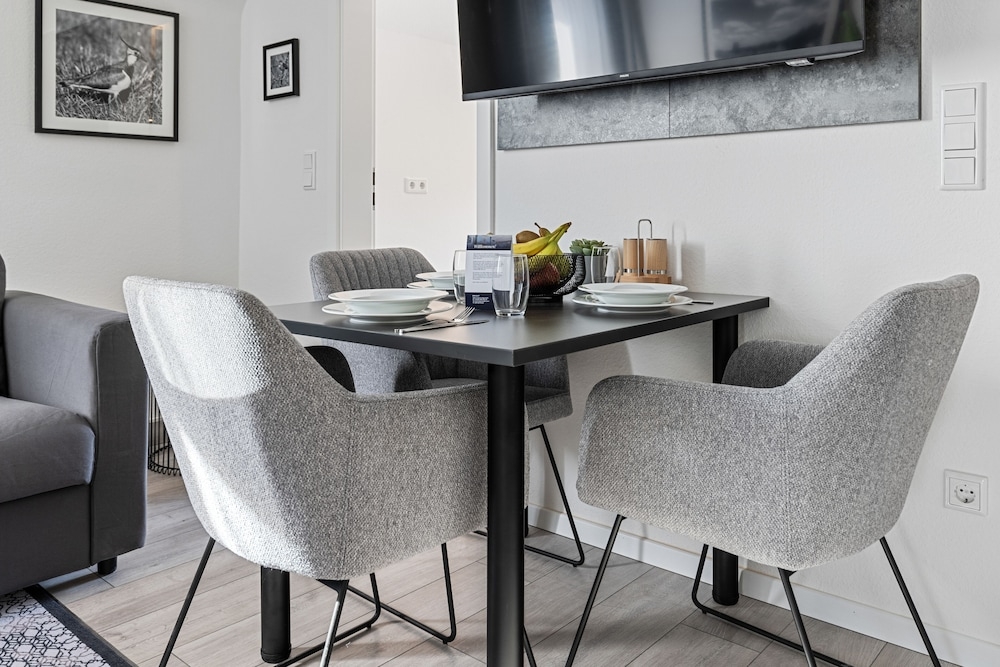 客室内のダイニングエリア