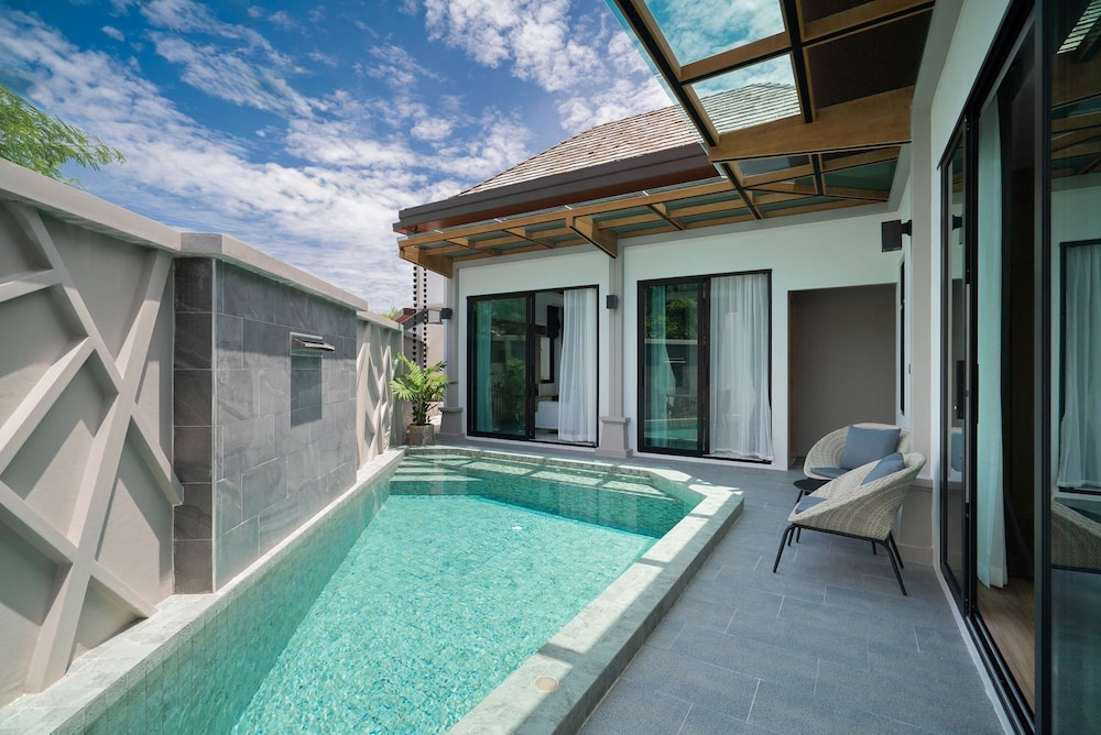 プライベートプール