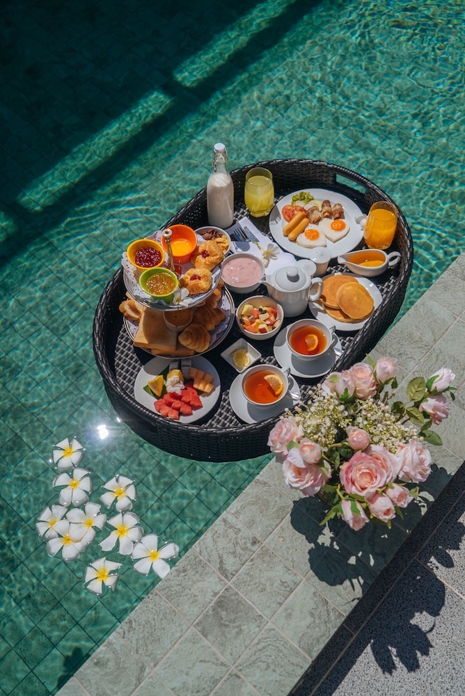 ルームサービス