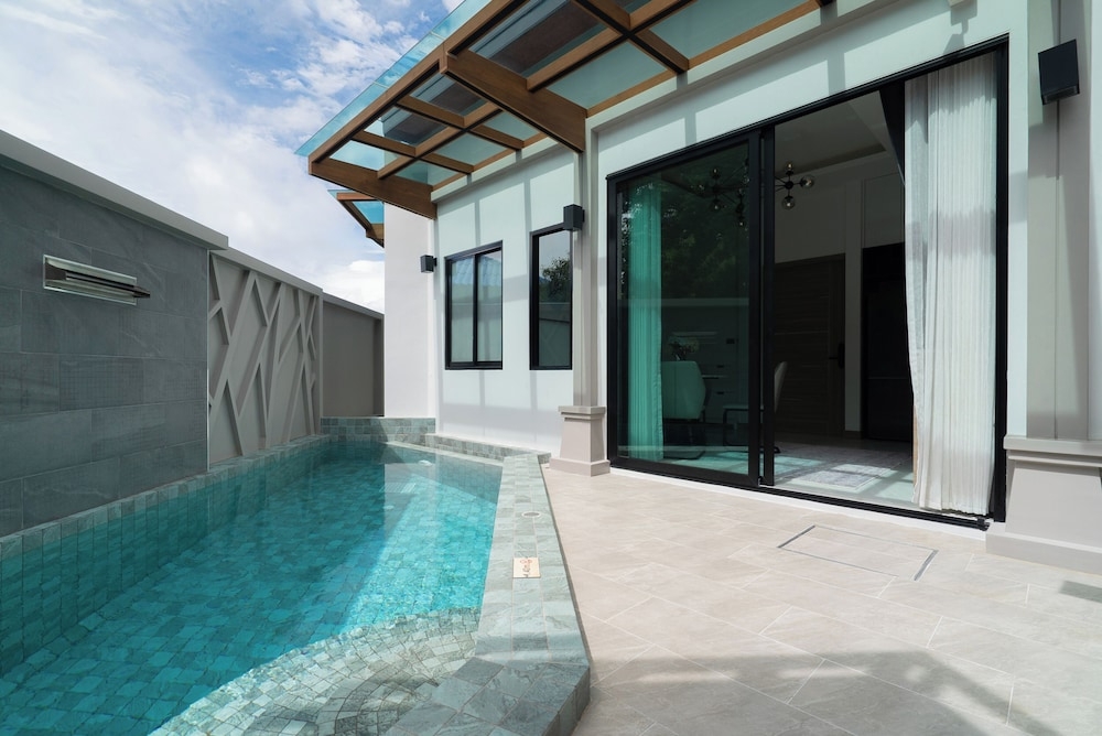 プライベートプール