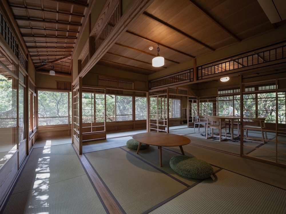 エグゼクティブ ラウンジ