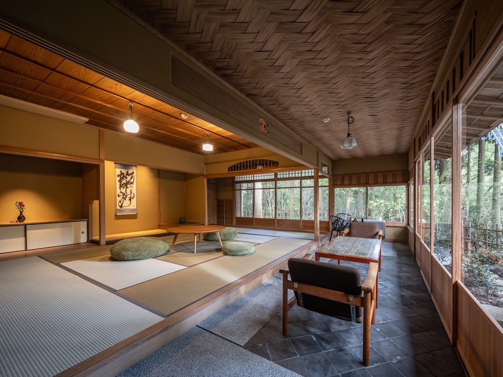 エグゼクティブ ラウンジ