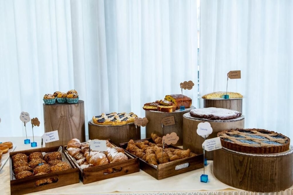 朝食ビュッフェ