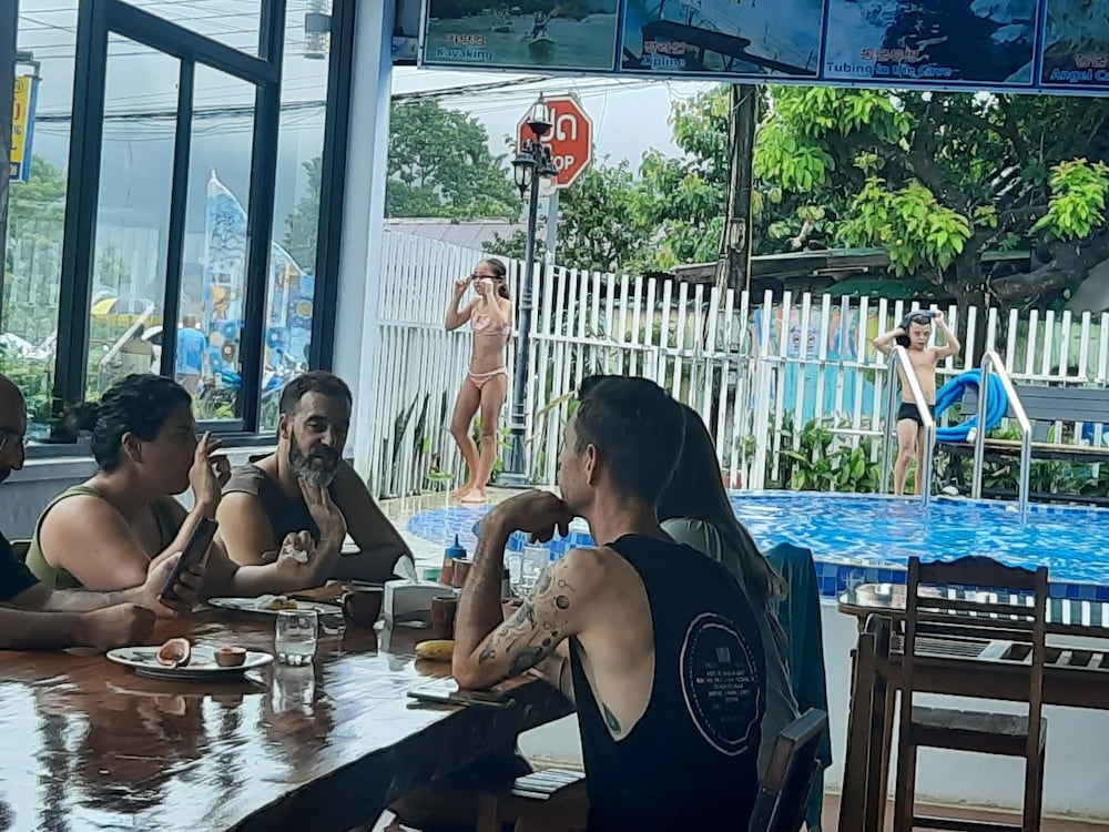 リビング エリア