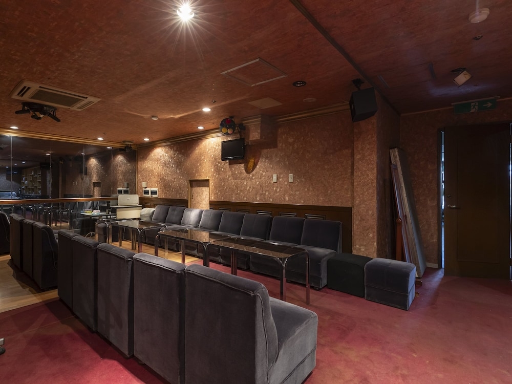 カラオケ ルーム