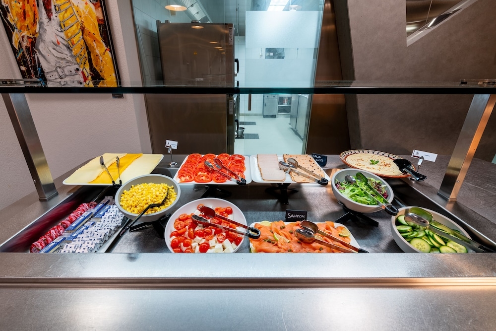 朝食ビュッフェ