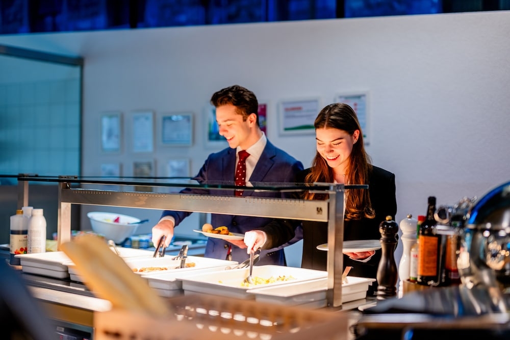 朝食ビュッフェ