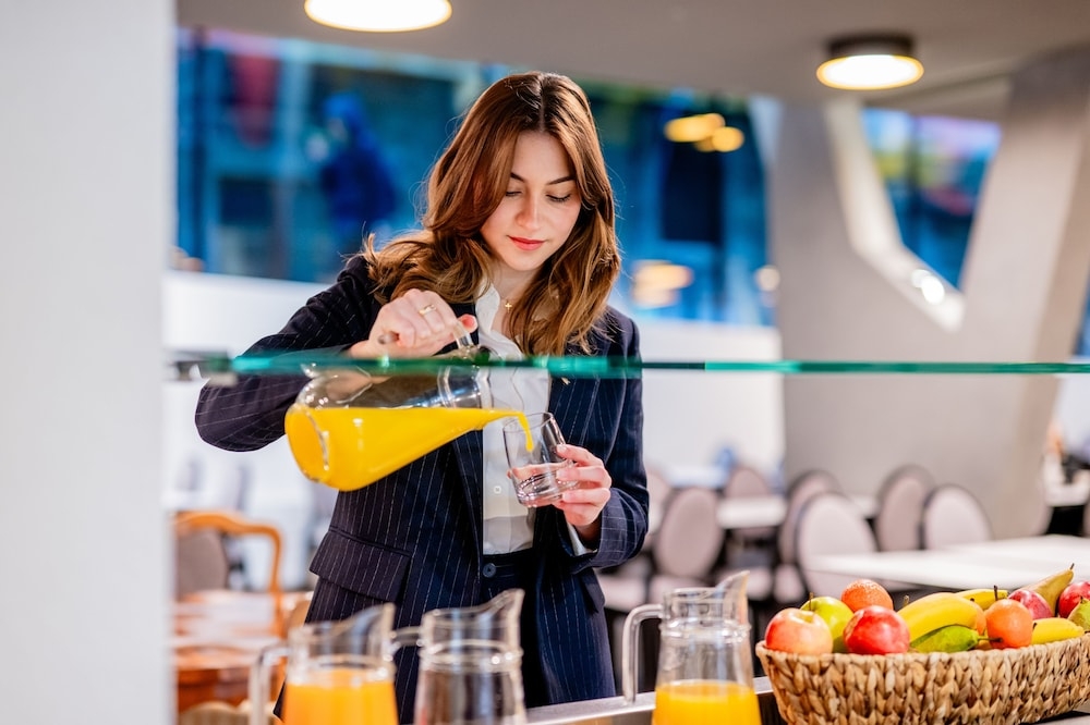 朝食ビュッフェ