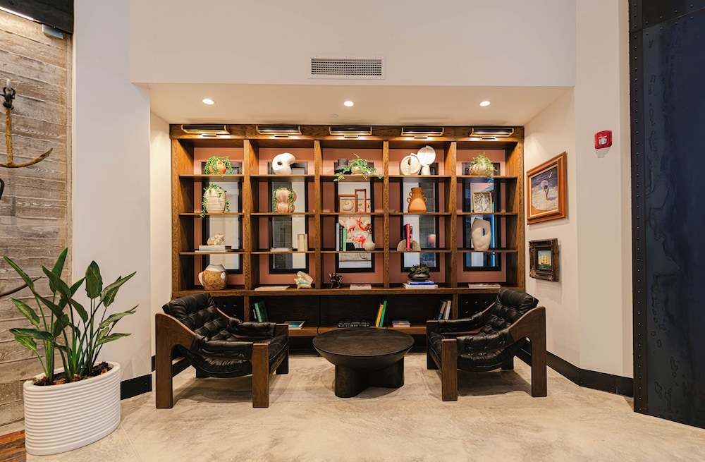 ロビー応接スペース