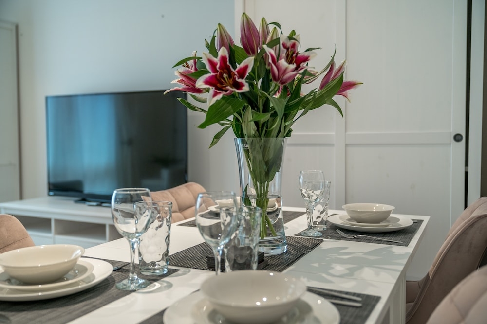 客室内のダイニングエリア