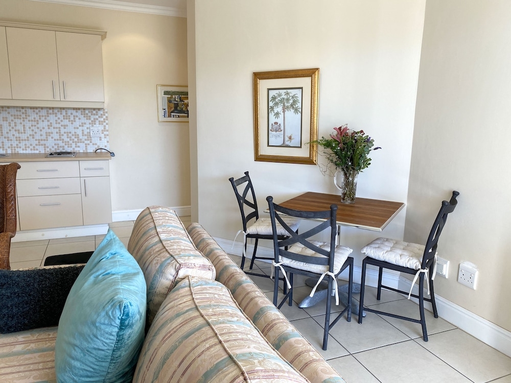 ダイニングルーム