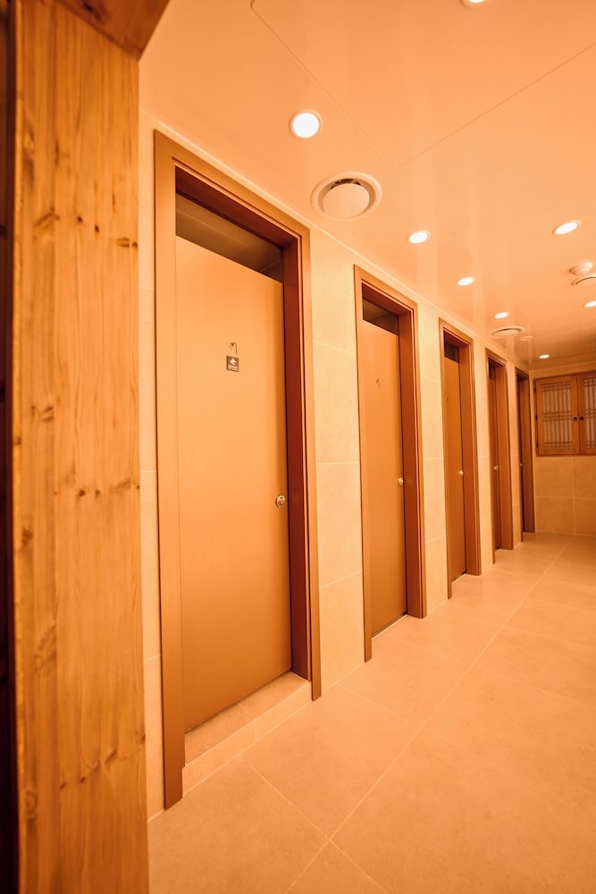 共用バスルーム