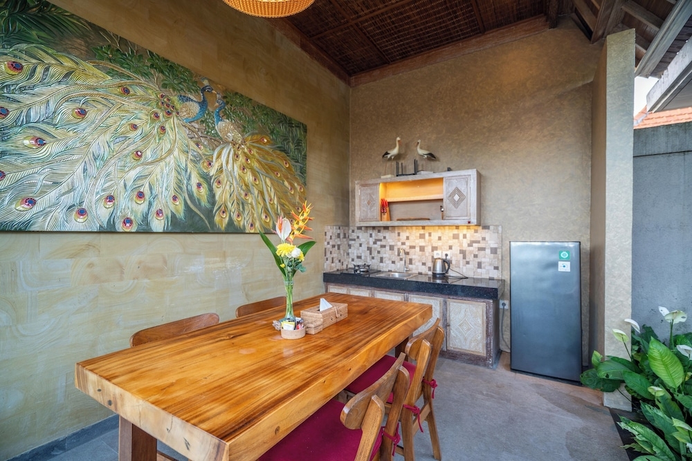 ダイニングルーム