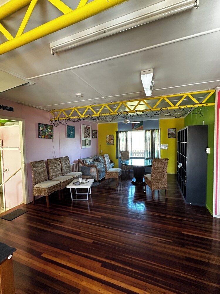 リビング エリア