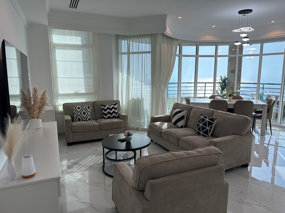 メイン イメージ