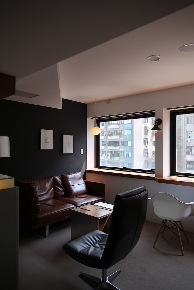 ロビー応接スペース