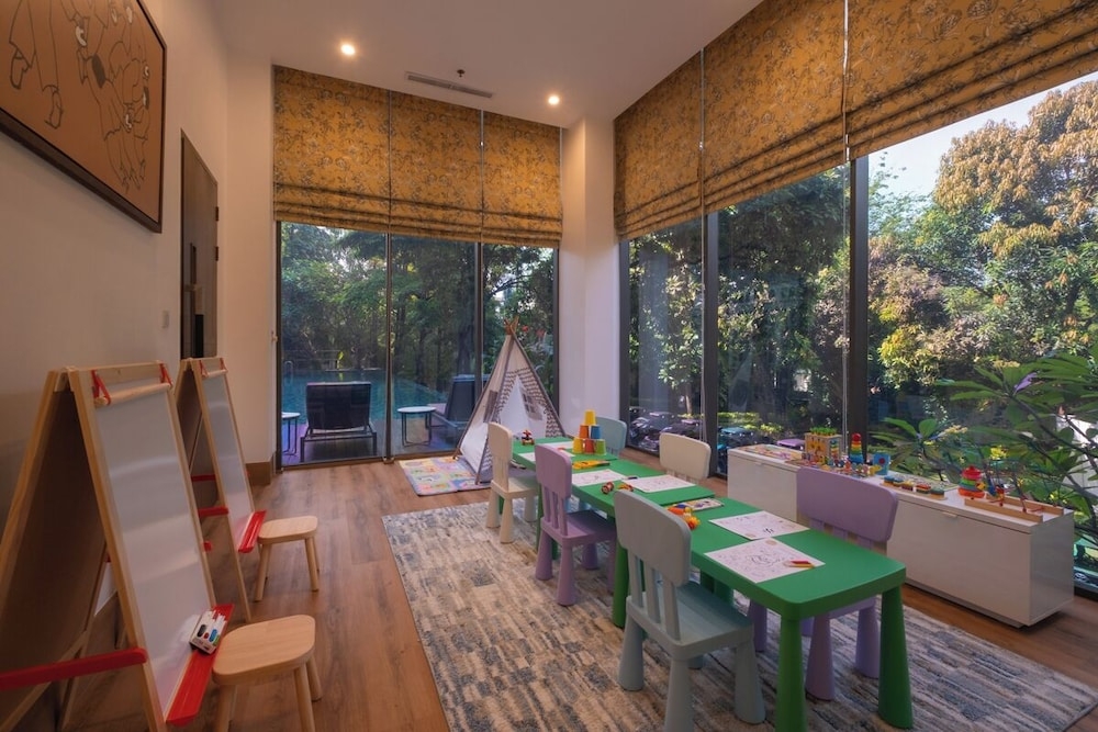 子供用の遊び場 - 屋内