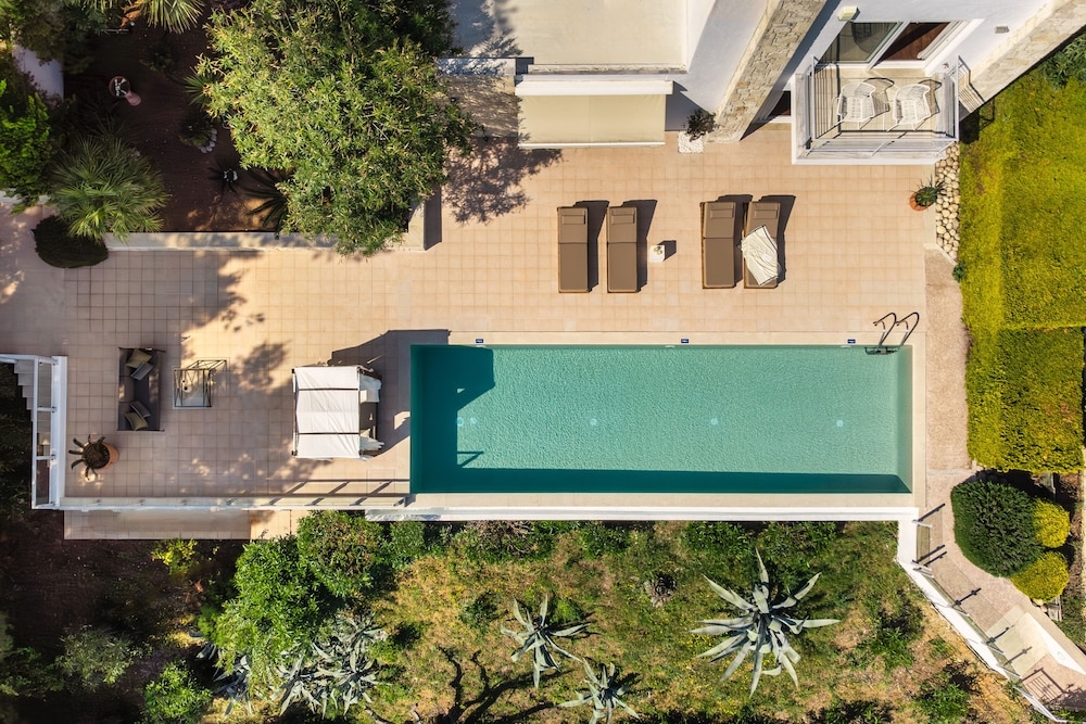 プライベートプール