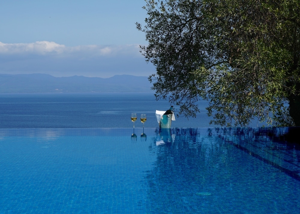 インフィニティ プール