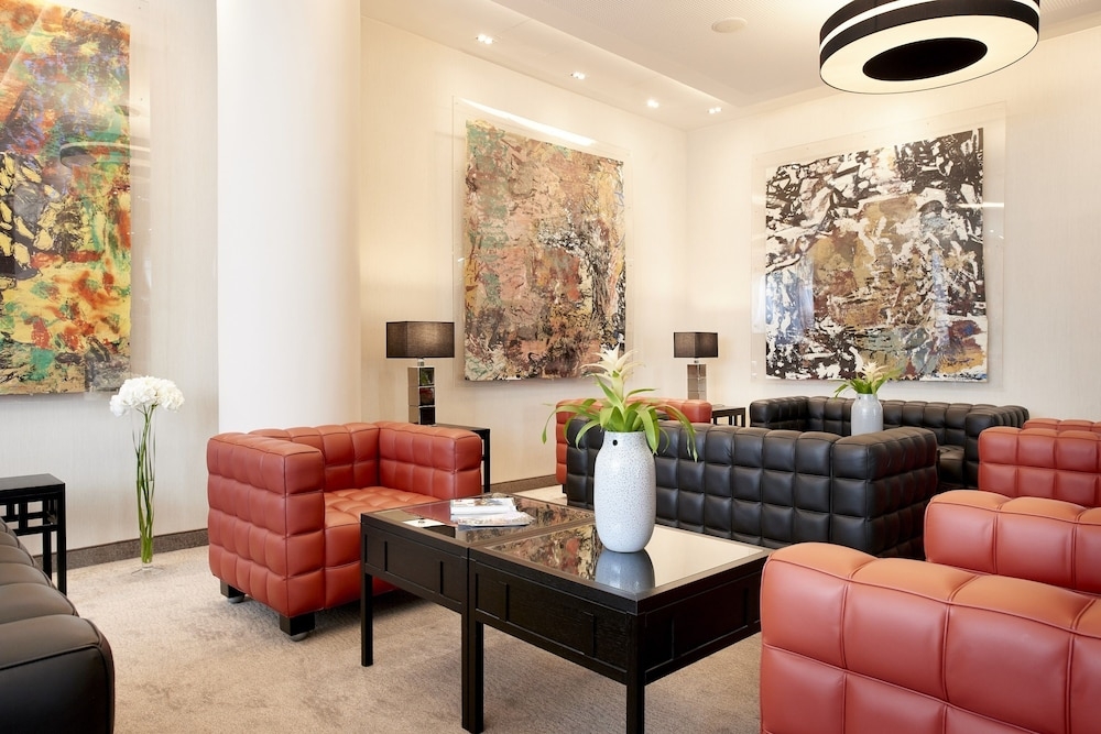 ロビー応接スペース