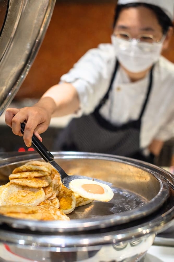 朝食ビュッフェ