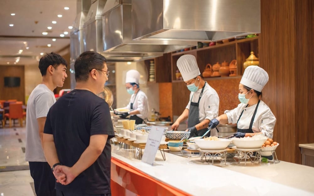 朝食ビュッフェ