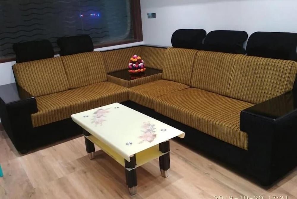 ロビー応接スペース