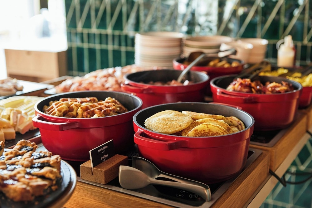 朝食ビュッフェ