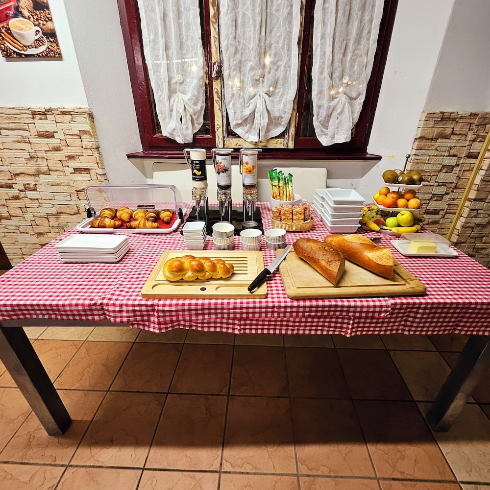 朝食ビュッフェ