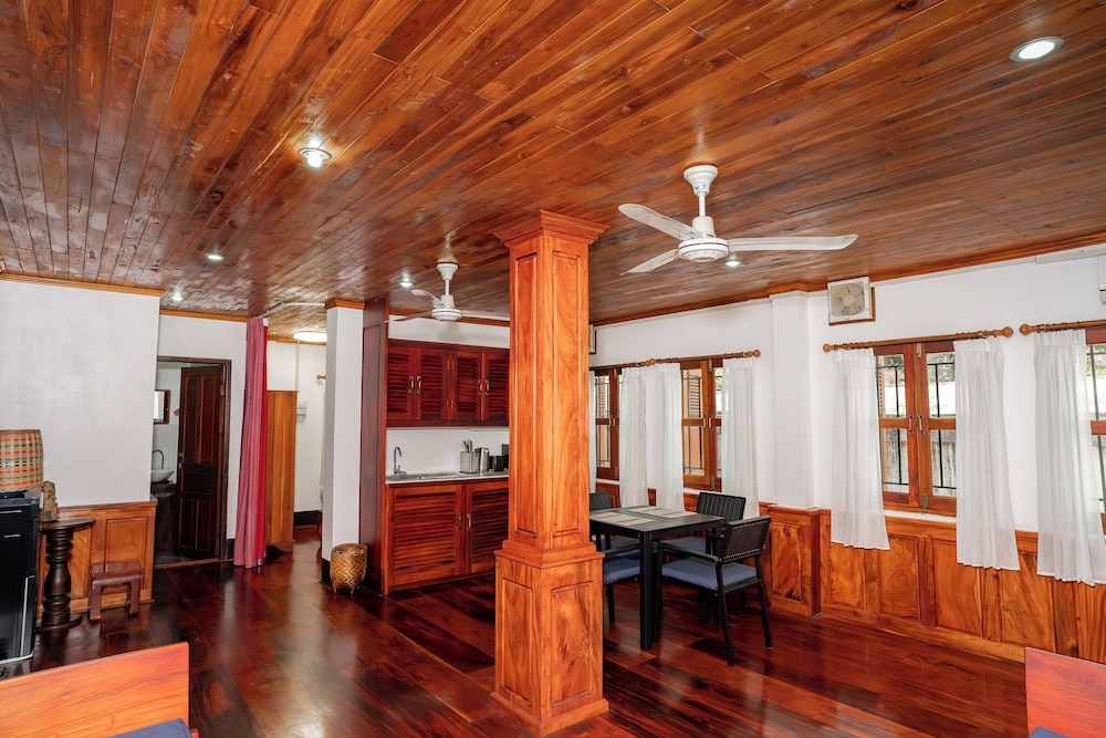 リビング エリア