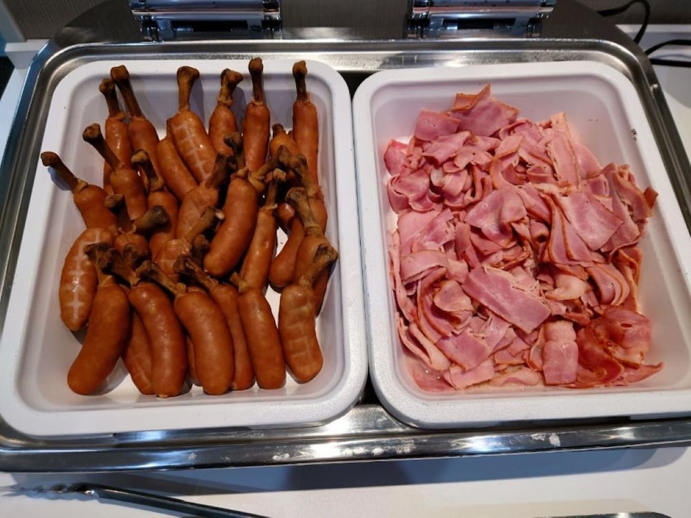 朝食ビュッフェ