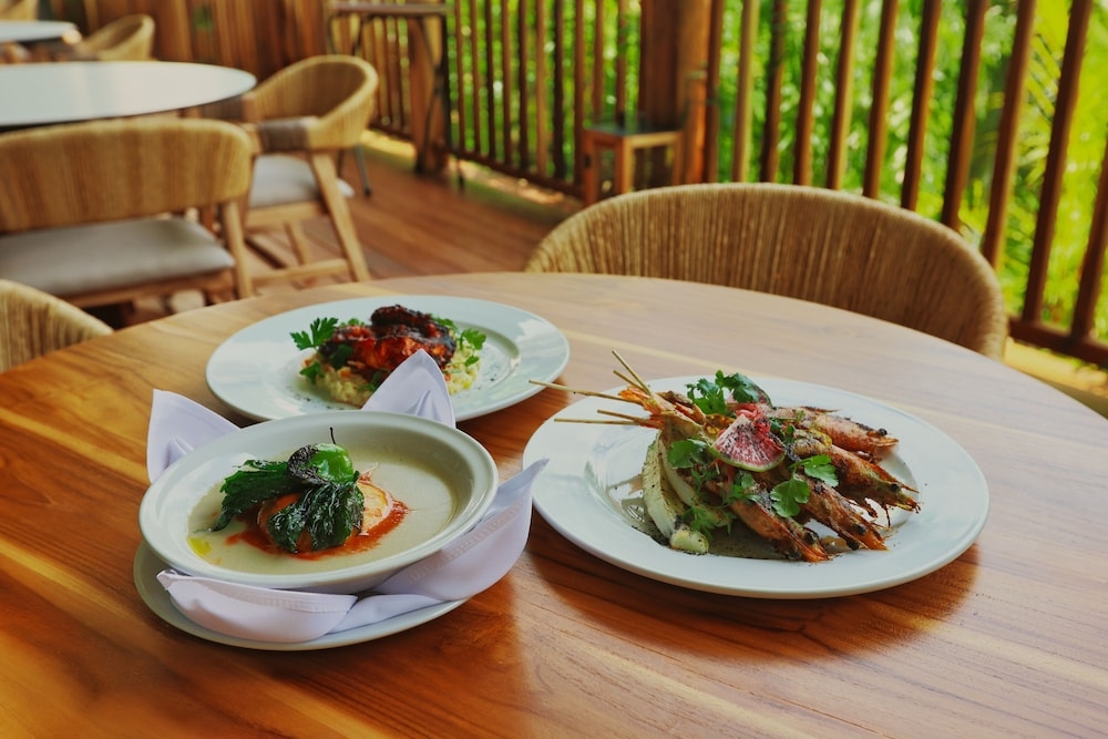 屋外ダイニングエリア